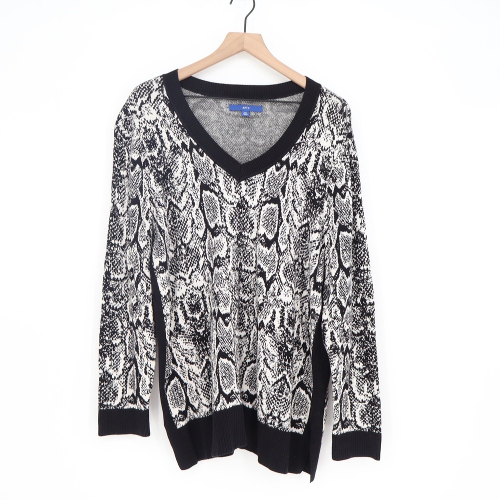 Apt. 9 Sweater Womens XXL V-Neck Snakeskin Black White Animal Print Excellent